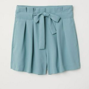 H&M turquoise mint flowy high waisted shorts XS